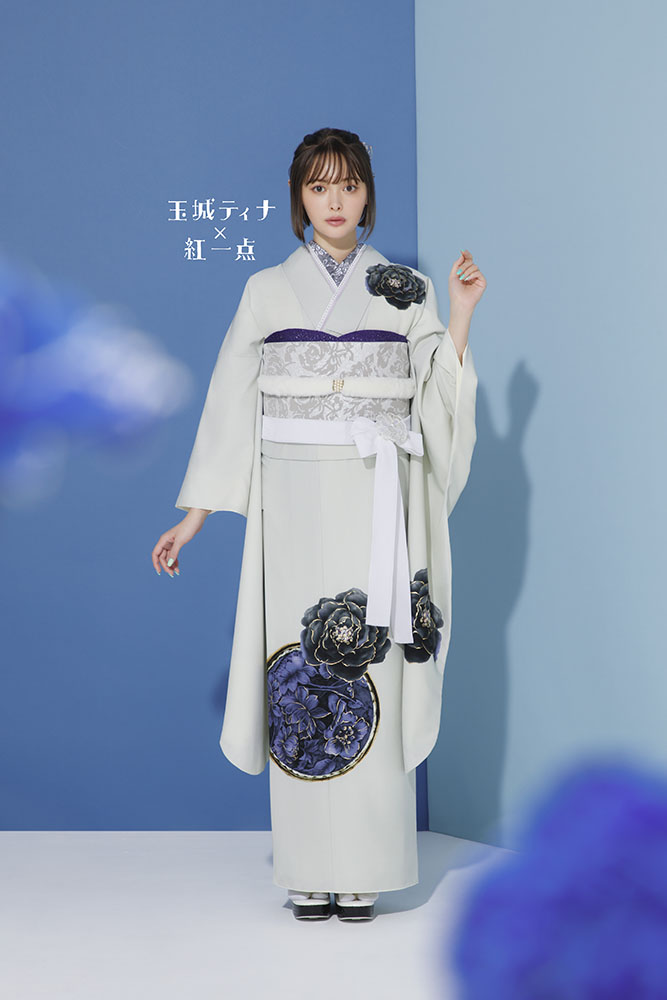 玉城ティナ振袖